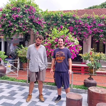 Nha Xanh Homestay ニンビン エクステリア 写真