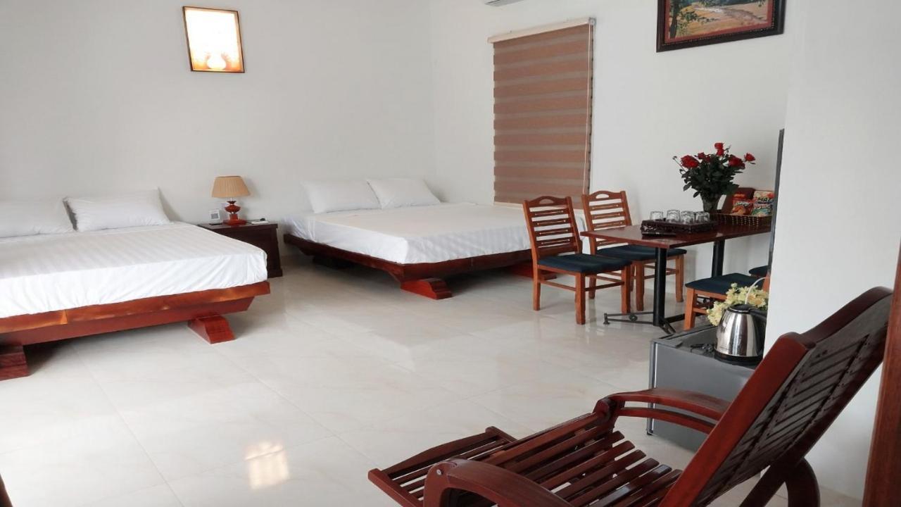 Nha Xanh Homestay ニンビン エクステリア 写真