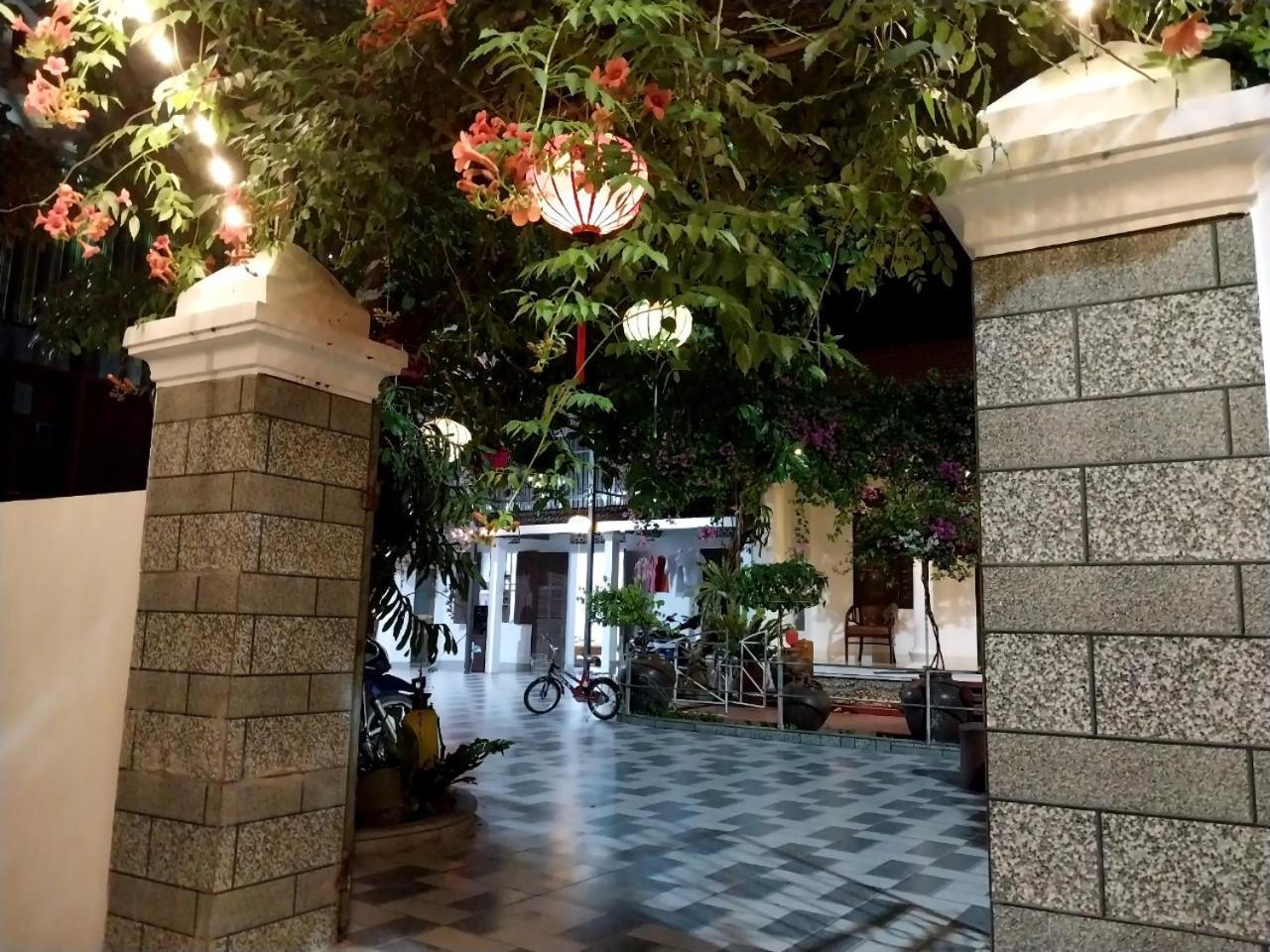Nha Xanh Homestay ニンビン エクステリア 写真