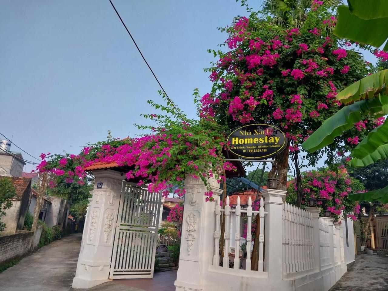 Nha Xanh Homestay ニンビン エクステリア 写真