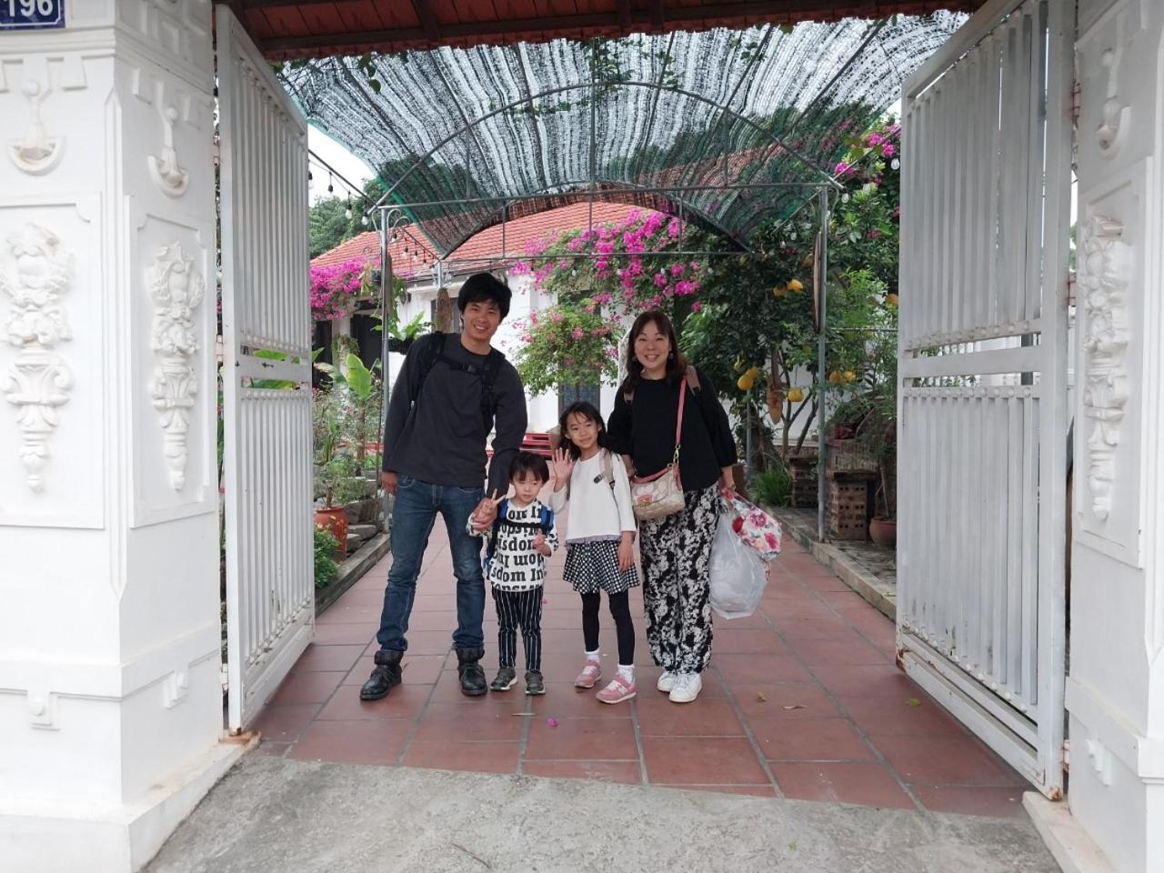 Nha Xanh Homestay ニンビン エクステリア 写真