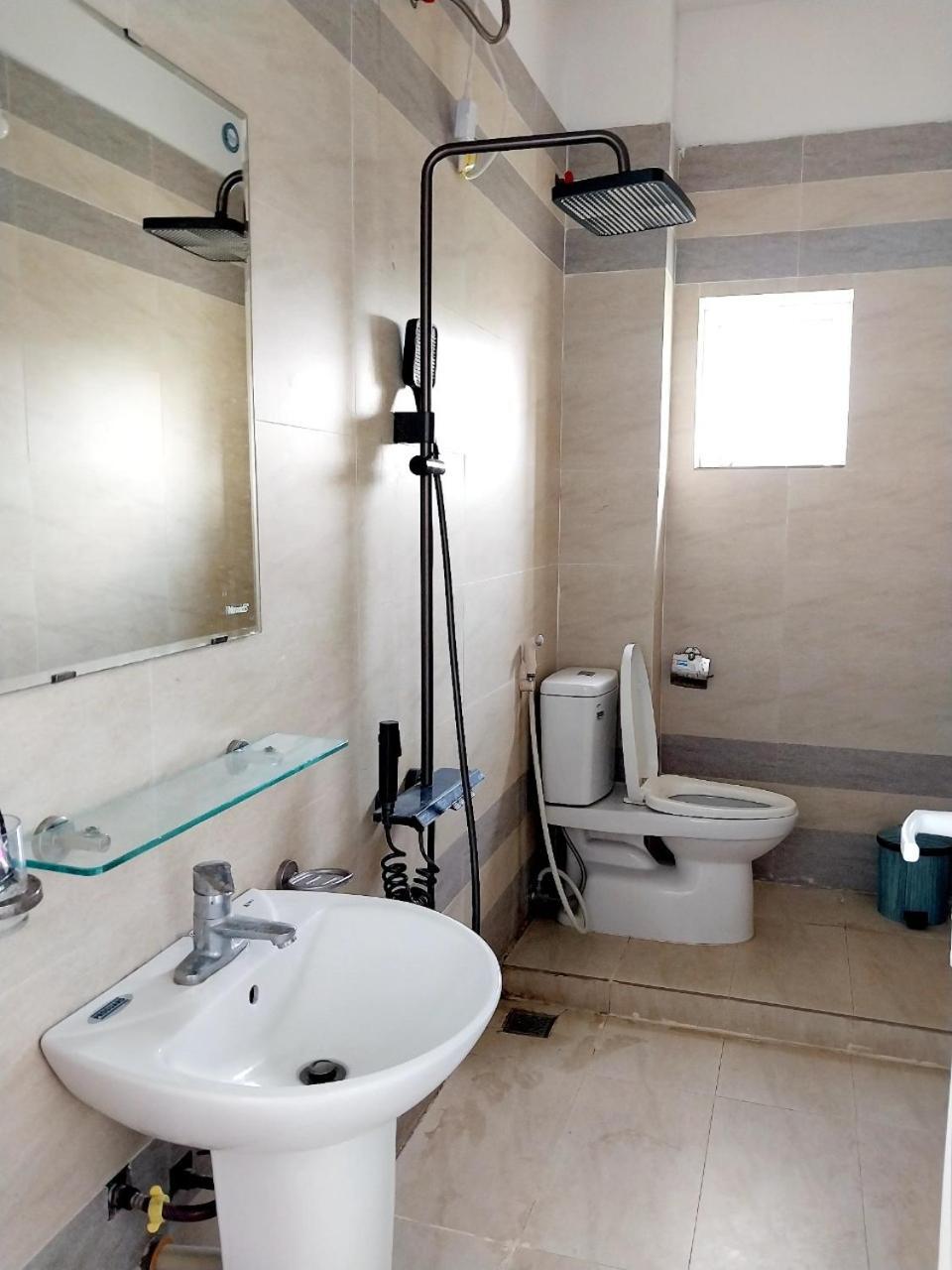 Nha Xanh Homestay ニンビン エクステリア 写真