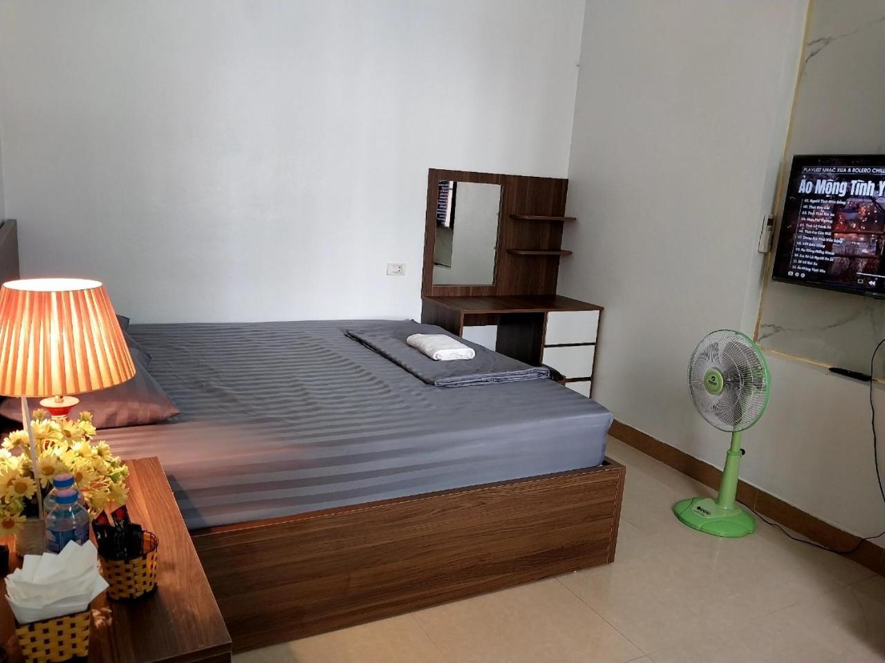 Nha Xanh Homestay ニンビン エクステリア 写真