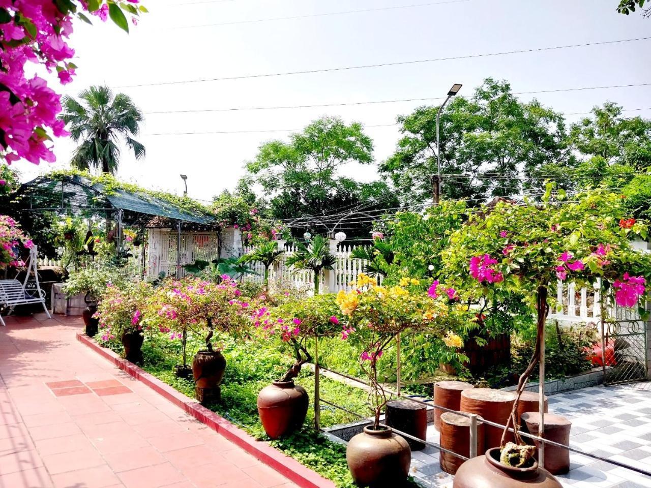 Nha Xanh Homestay ニンビン エクステリア 写真