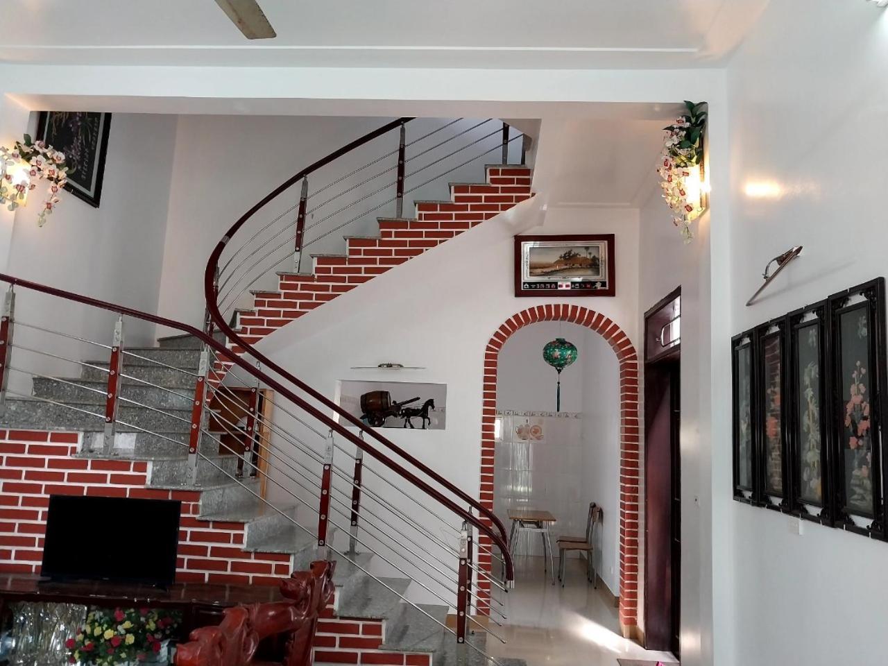 Nha Xanh Homestay ニンビン エクステリア 写真