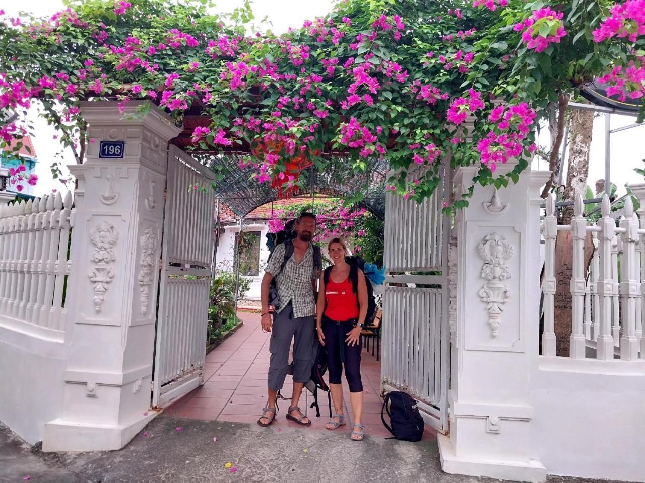 Nha Xanh Homestay ニンビン エクステリア 写真